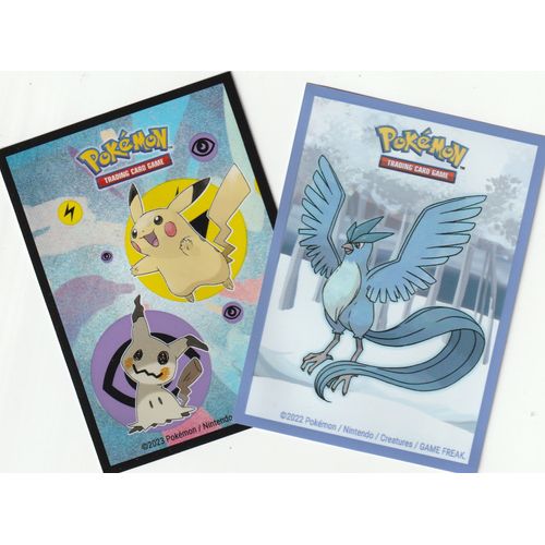 2 Protèges Cartes Pokémon - Sleeves - Pikachu- Mimiqui/ Artikodin -