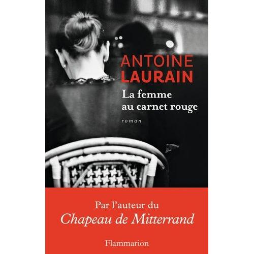 La Femme Au Carnet Rouge