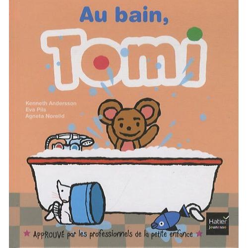 Au Bain, Tomi