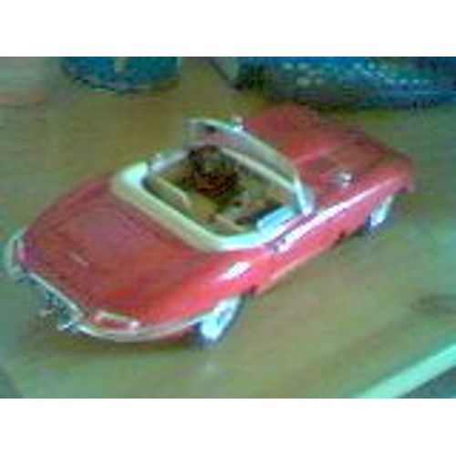 Jaguar E 1961 Cabriolet Rouge -  1/18ème - Burago-Bburago