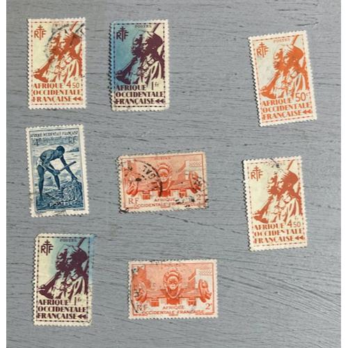 20 Timbres Oblitérés De L' Afrique Occidentale Française (Avec Doublons) (Mauritanie-Sénégal-Guniée-Soudan-Niger-Dahomey) + 1 Timbre Aof (Soudan) Sur Coin D'enveloppe, Accompagnée D'un Timbre 0,70 €