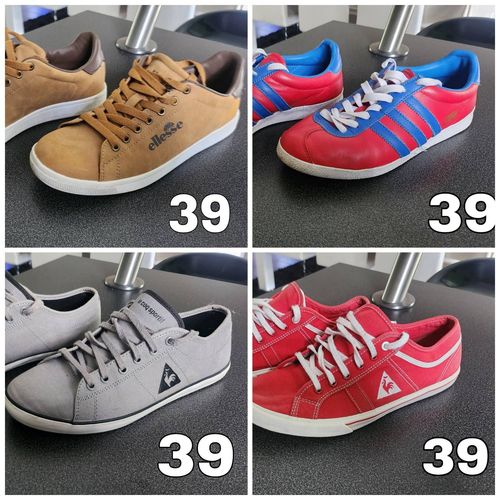 Lot 4 Paires De Chaussures (Basket) Taille 39