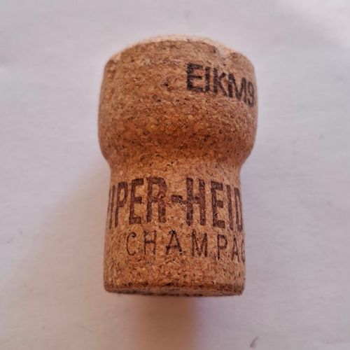 Bouchon En Liège Eikm9  Piper-Heidsieck 1785 Champagne