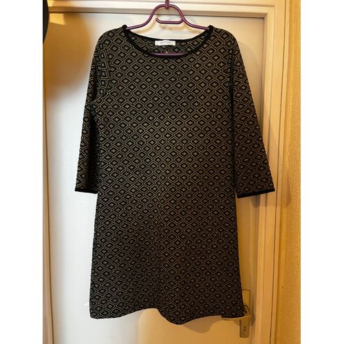 Robe Assez Épaisse