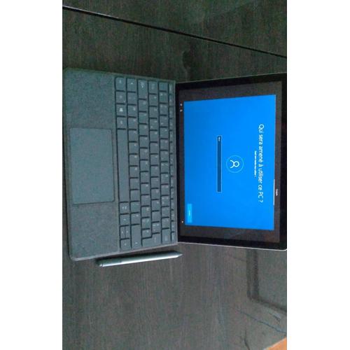 Microsoft Surface Go 2 - 10.5" Intel Core M3 - Ram 8 Go - DD 128 Go