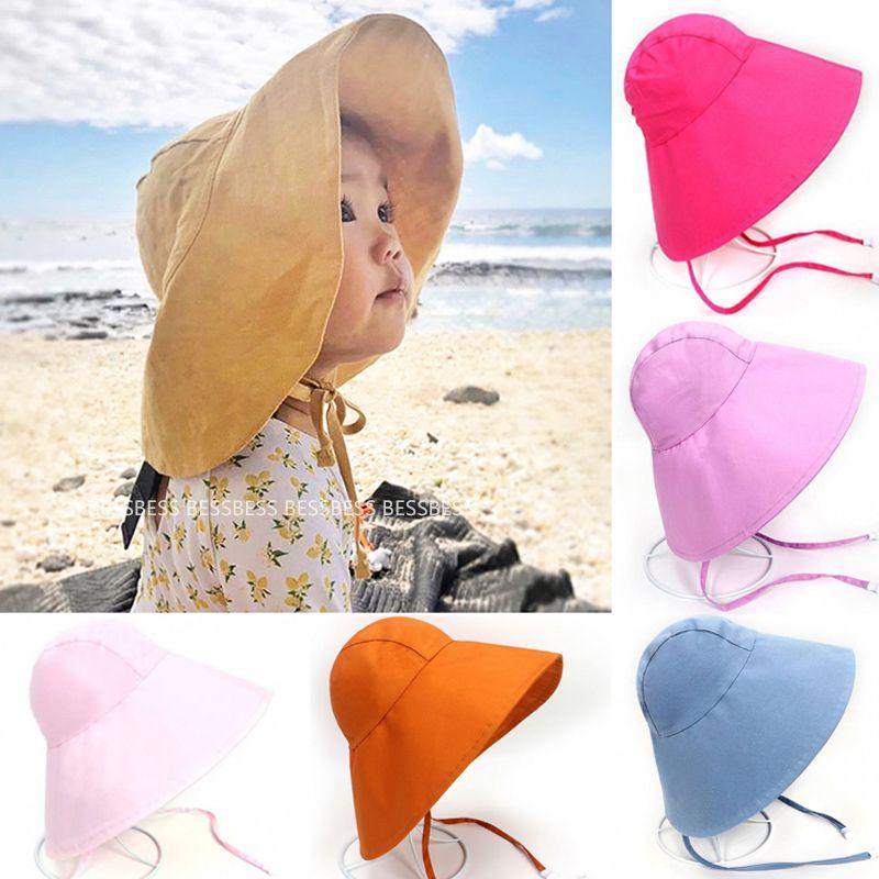 Chapeau fashion de plage bebe