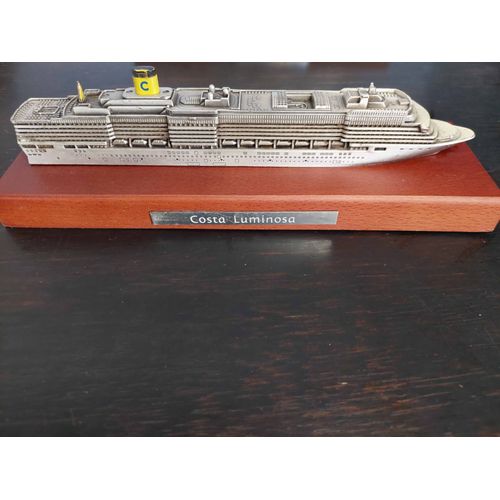 Maquette Bateau Costa Luminosa 1/ Metal Argente Sur Support Bois