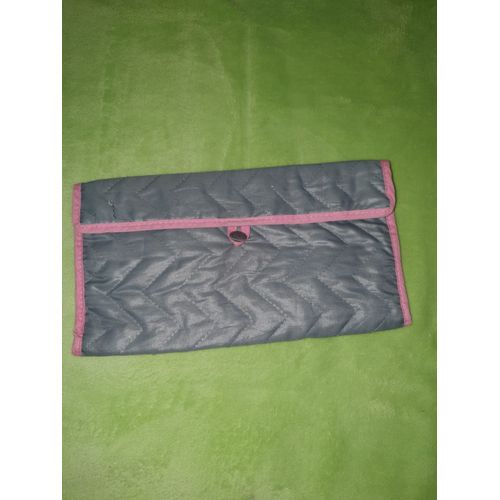 Pochette matelassée grise et rose