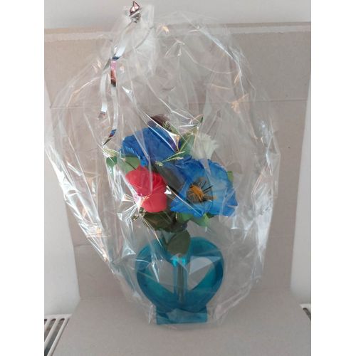 vase en résine aves deco
