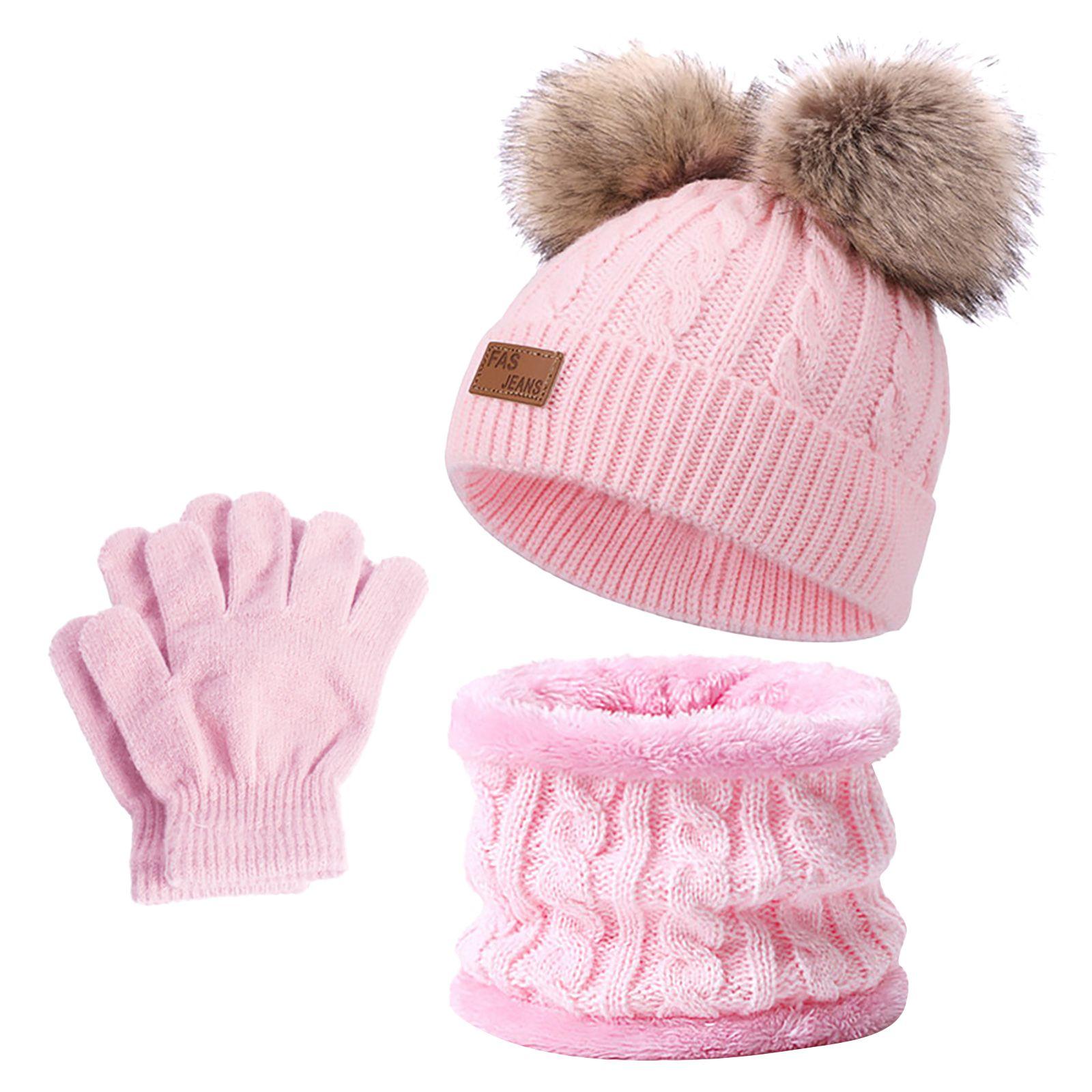 Ensemble trois pièces pour enfant, écharpe, gants, joli bonnet en