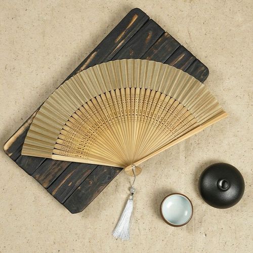 Éventail pliant de style japonais rétro,classique,tige en bois,tenu dans la main,femme Tessel,fête,danse,cadeau,décoration d'intérieur