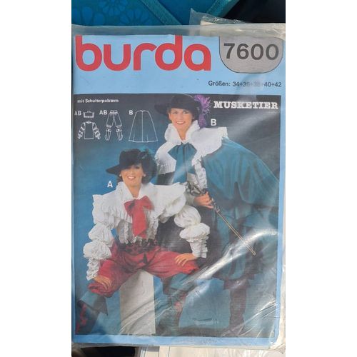 Patron Burda N°7600