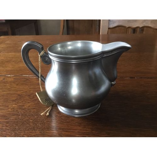 Cruche En Etain Hauteur 10 Cm