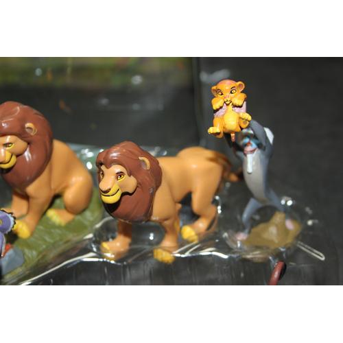 GP TOYS Coffret 10 figurines Le Roi Lion - Disney pas cher 