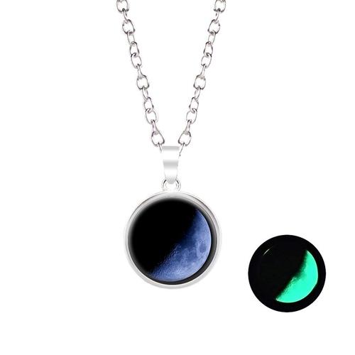 A10 - Collier Pleine Lune Fait À La Main, Dôme En Verre, Éclipse Lunaire, Pendentif, Brille Dans La Nuit