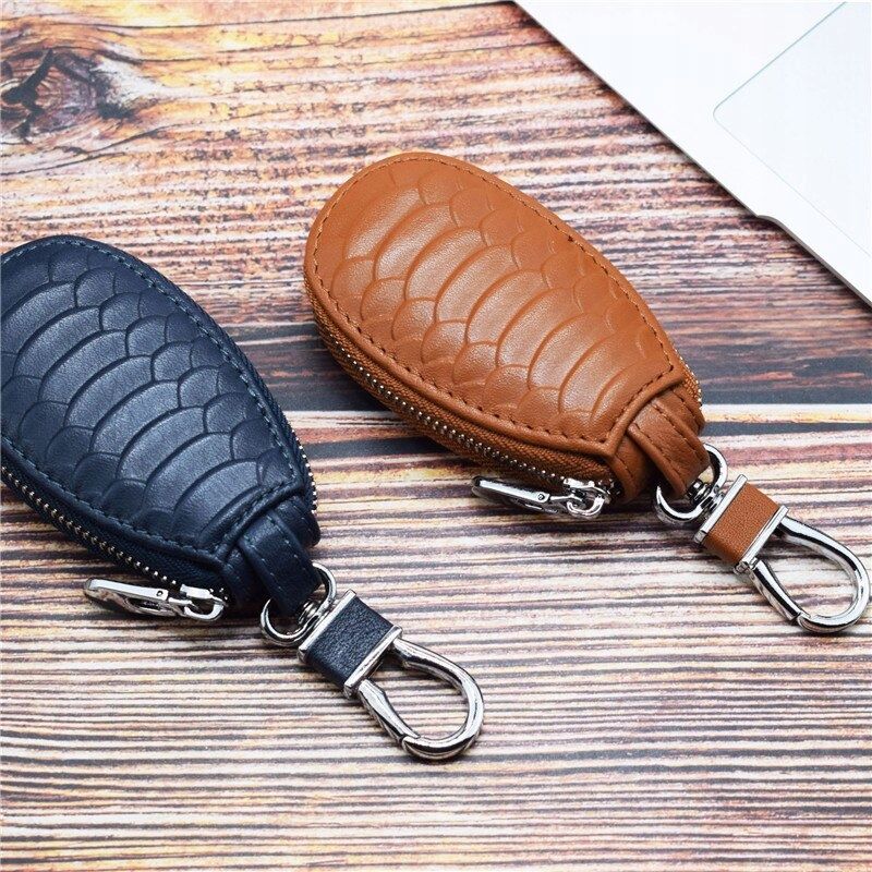 cl de voiture en cuir motif python vert - 4