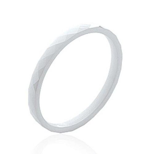 Bague Alliance 2 Mm Pour Femme En Céramique Facettée Blanche