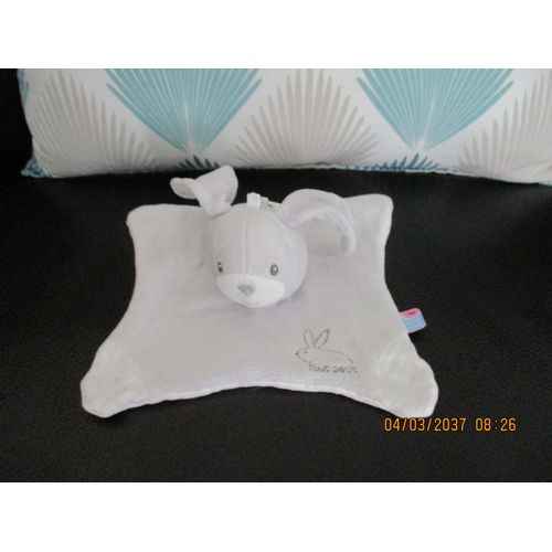 Doudou Plat Lapin Gris Et Blanc Imprimé Lapin Tout Petit Sucre D'orge