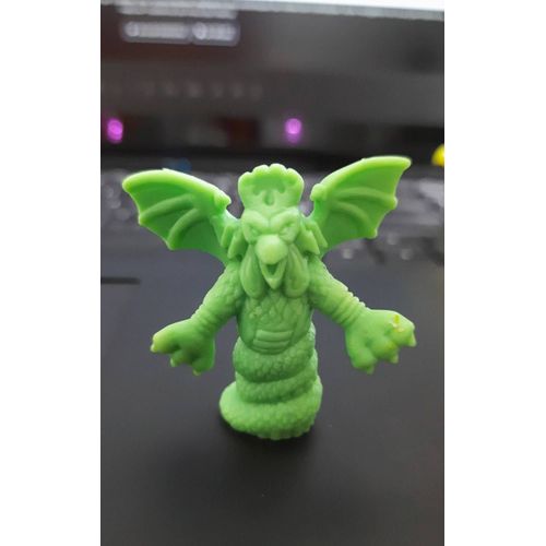 Monster In My Pocket Série 1, Nom De La Figurine Cockatrice Numéro 07, Couleur Verte, Matière Plastique. Jeu Vintage Des Années 1990. Figurine, Jeu, Jouet, Collection.