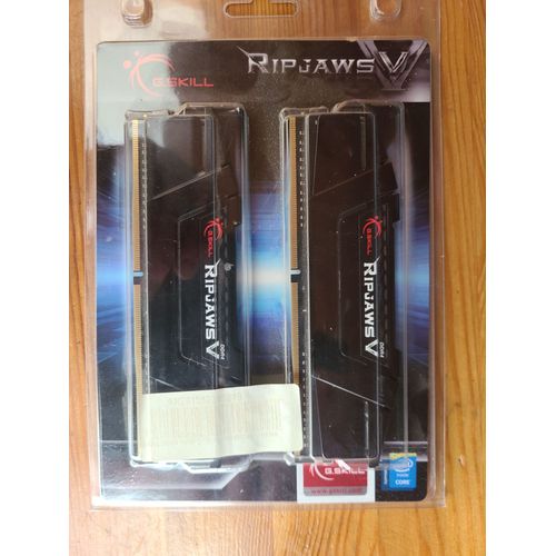 G.SKILL RIPJAWS V (2x8Go) DDR4