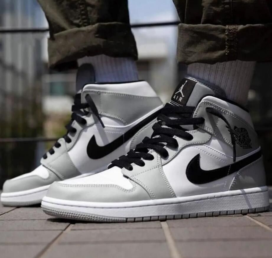 Baskets Air Jordan 1 Mid Chaussures De Pour Gris Blanc Rakuten