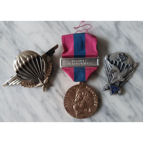 Lot Médailles Parachutiste