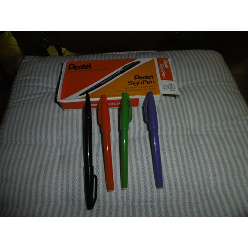 Stylo Feutre Sign Pen S 520 Couleurs Assorties Lot De 4