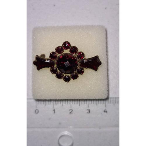 Broche Ancienne Pierre Rouge