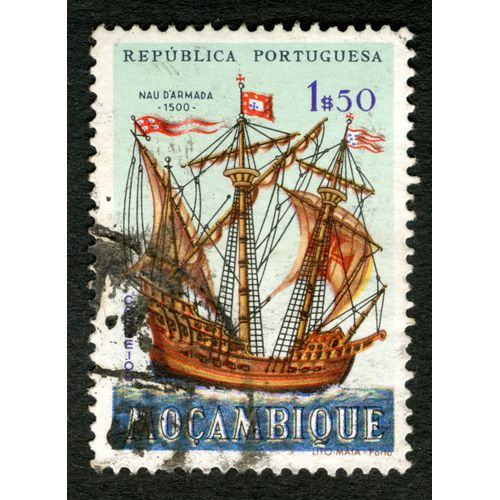 Timbre Oblitéré Moçambique, Republica Portuguesa, Nau D'armada 1500, 1s50