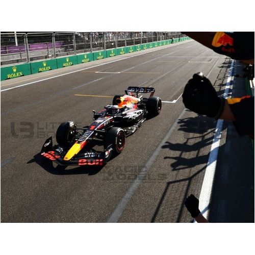 Minichamps 1/43 - 417220801 - Red Bull Rb18 - Winner Azerbaidjan Gp 2022 (M. Verstappen )-Minichamps