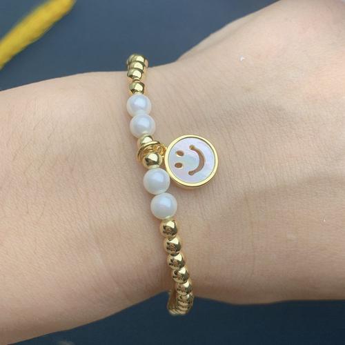 Coquillage Smiley - 18cm - Bracelets À Breloques En Zircon, Coquille De Mer, Smiley, C¿Ur, Croix, Vierge Marie, Fait À La Main, Métal Perlé Élastique, Bijoux