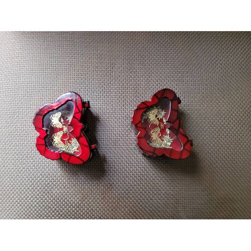 Boîte En Forme De Papillon