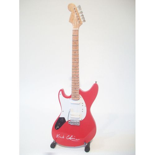Guitare Miniature De Type Fender Mustang Kurt Cobain Nirvana