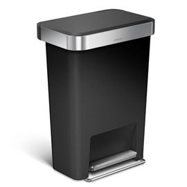Poubelle rectangulaire à pédale avec réserve à sacs en plastique noire 45 l - TS