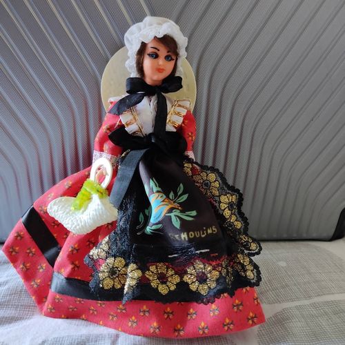 Poupée Folklorique