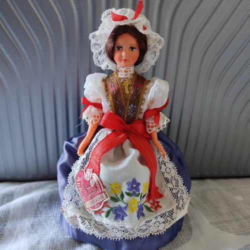Poupée Folklorique
