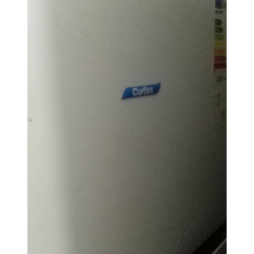 Réfrigérateur 2 portes CURTISS, 210 litres, thermostat haut congélation, 1.65 mètre de hauteur