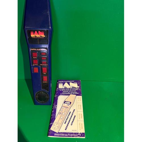 New Vintage 1980 Invisible Alien Neutralizer Mattel I.A.N. Handheld Game