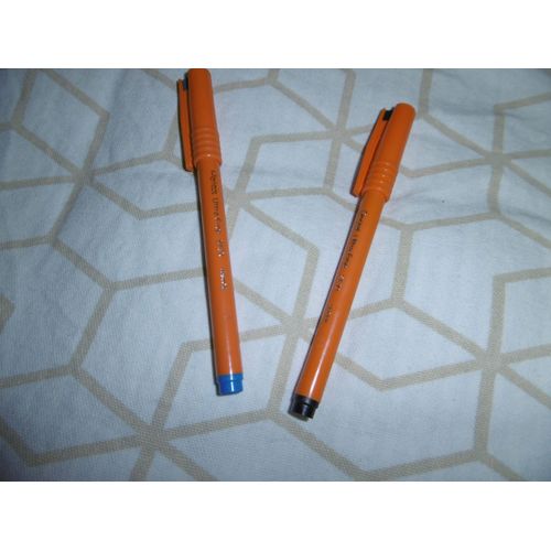 Stylo Feutre Pointe Fine Corps Orange Pentel S570 Lot De 2 : Bleu Et Noir