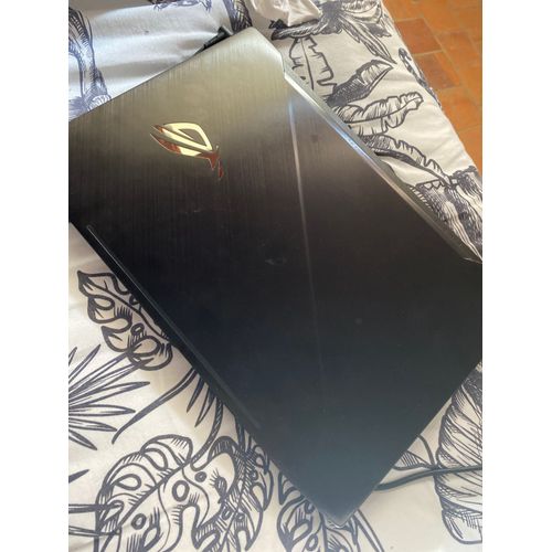 Asus Rog Strix gl503v - 15.6" Intel Core i5 - Ram 8 Go - DD 1 To