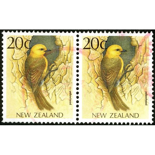 Deux Timbres Oblitérés New Zealand, Yellowhead, 20 C