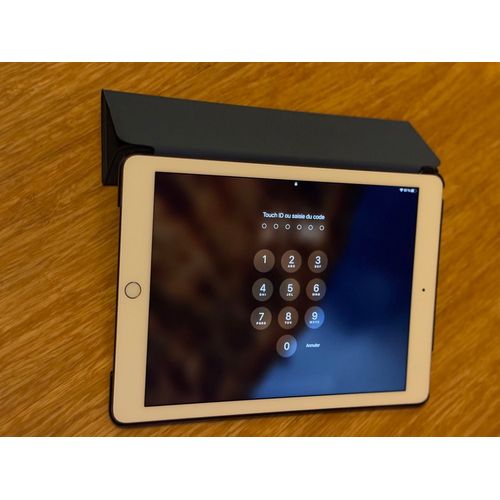 Tablette Apple iPad Pro (2016) Wi-Fi 128 Go 9.7 pouces Or rose