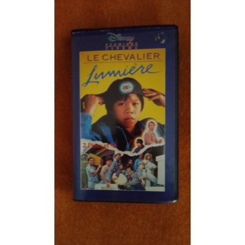Vhs Disney (1/ Le Chevalier Lumière+ 2/ 2 Pères Et 1/2)