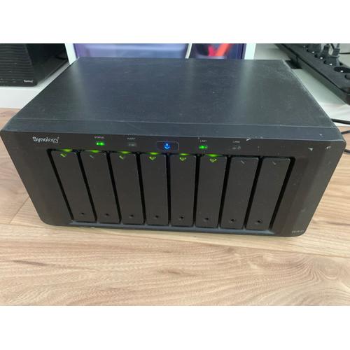 Serveur SYNOLOGY NAS DS1812+ 8 baies