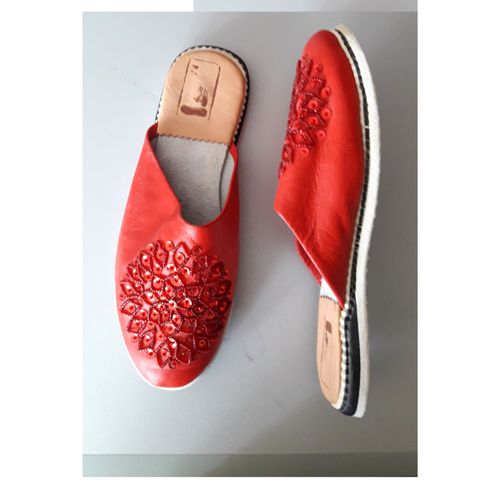 Babouche Chausson Chaussure Rouge Cuir Mule Brodé Paillette Indien Bout Rond Fait Main Sandale Confort Tong Plate Ethnic Orient Artisanat Broderie Tradition Pantoufle Plates Soulier Tenue Pied Sensibl