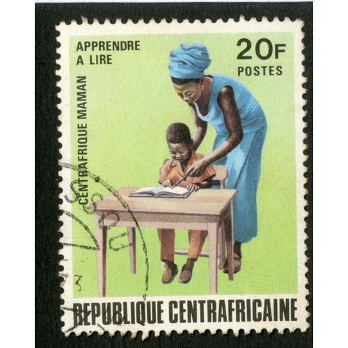Timbre Oblitéré République Centrafricaine, Apprendre À Lire, Centrafrique Maman, 20 F, Postes