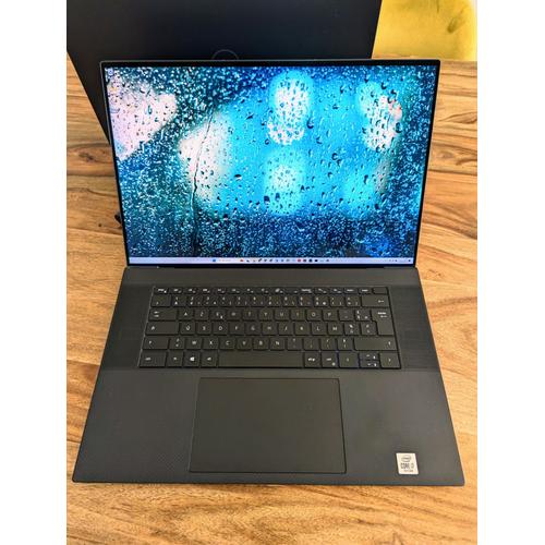 DELL XPS 17 9700 - 17" Intel Core i7 - Ram 32 Go - SSD 1 To