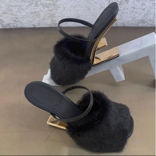 Chaussures Pantoufles En Fourrure Pour Femmessandales Gladiateur Peep Parkerescarpins Habnomméemules Talonstrangeschaussures Compensées Talons Hautsmode Sexyprintemps Etté