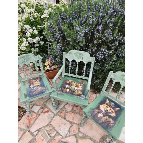 Chaises "Famille De Renards"