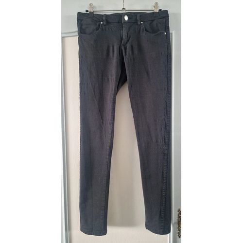 Jean Zara, Taille 36